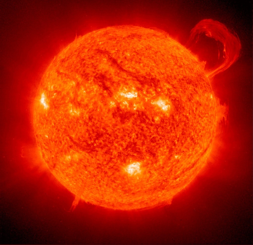 El laboratorio natural más cercano de plasma: El Sol