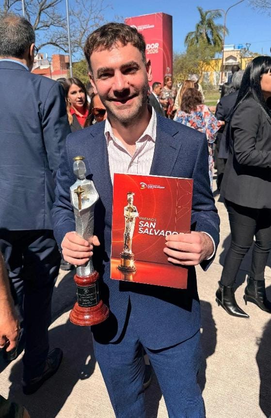 El Dr. Martín Emilio de los Ríos recibió el Premio San Salvador 2026